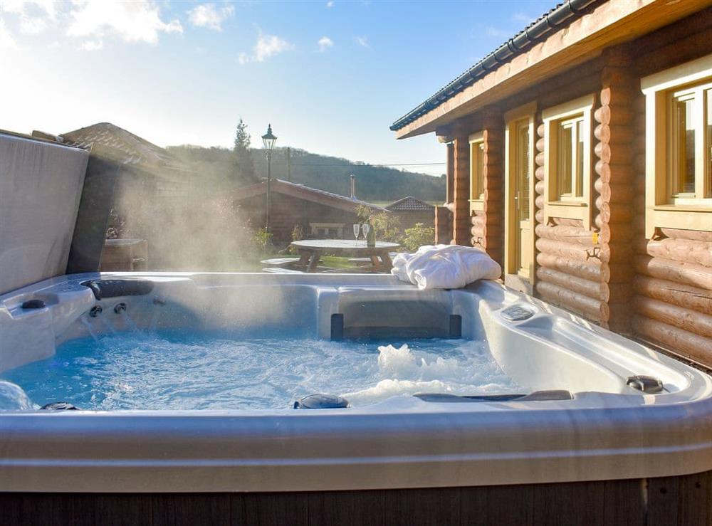 Relaxing hot tub at Chesters Lodge, 