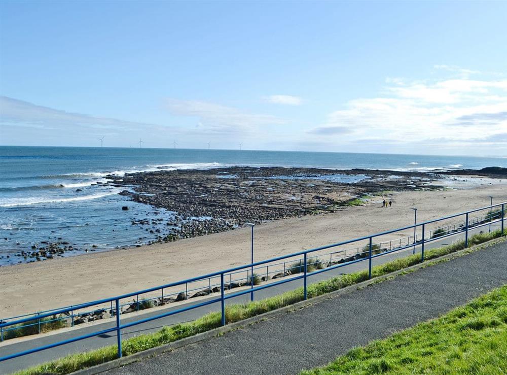Outstanding sea views at Violet Cottage in Newbiggin-by-the-Sea, Northumberland