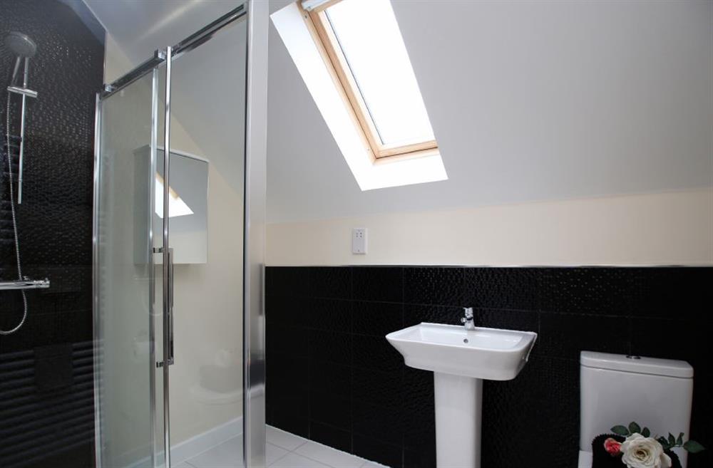 Shower room at Vitamin Sea, Felixstowe, Suffolk