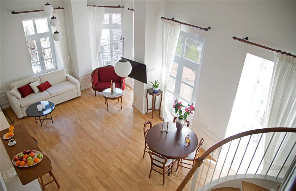 Voreas Residence