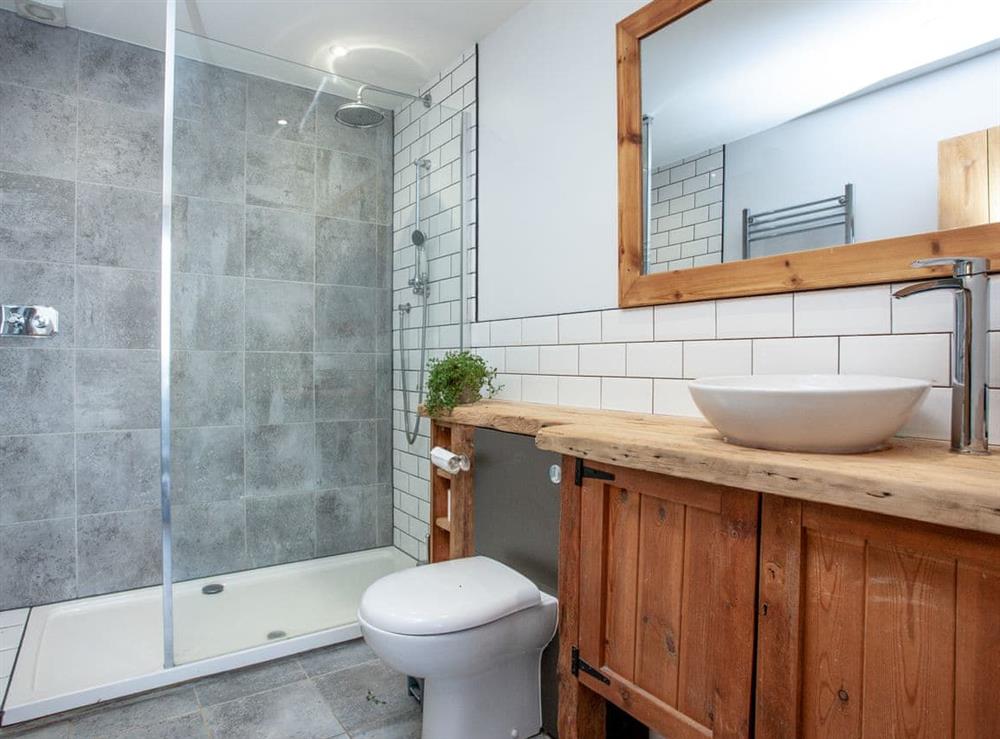 Bathroom at Vredehoek in Blunts, near Saltash, Cornwall
