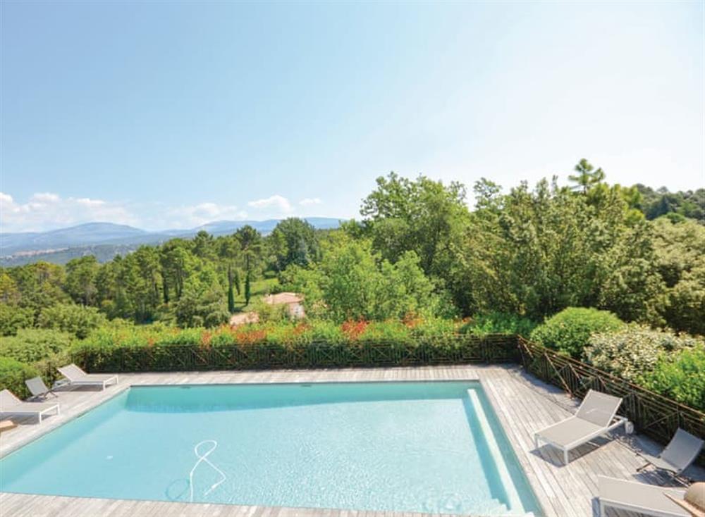 Swimming pool (photo 3) at Vue des Montagnes in Montauroux, Côte-d’Azur, France