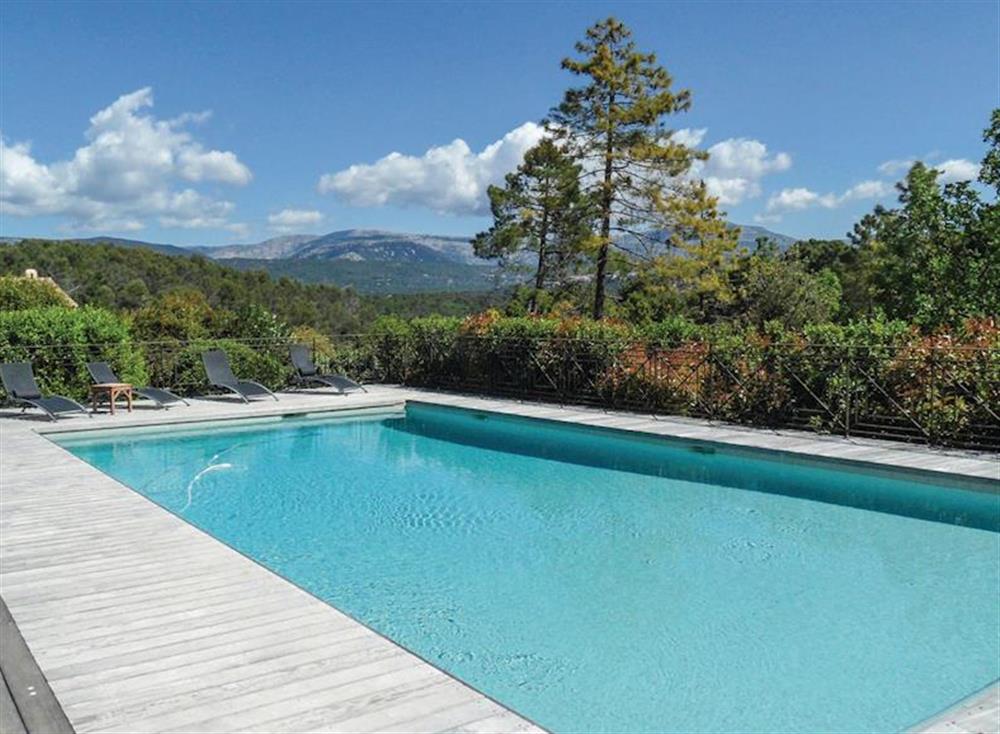 Swimming pool at Vue des Montagnes in Montauroux, Côte-d’Azur, France