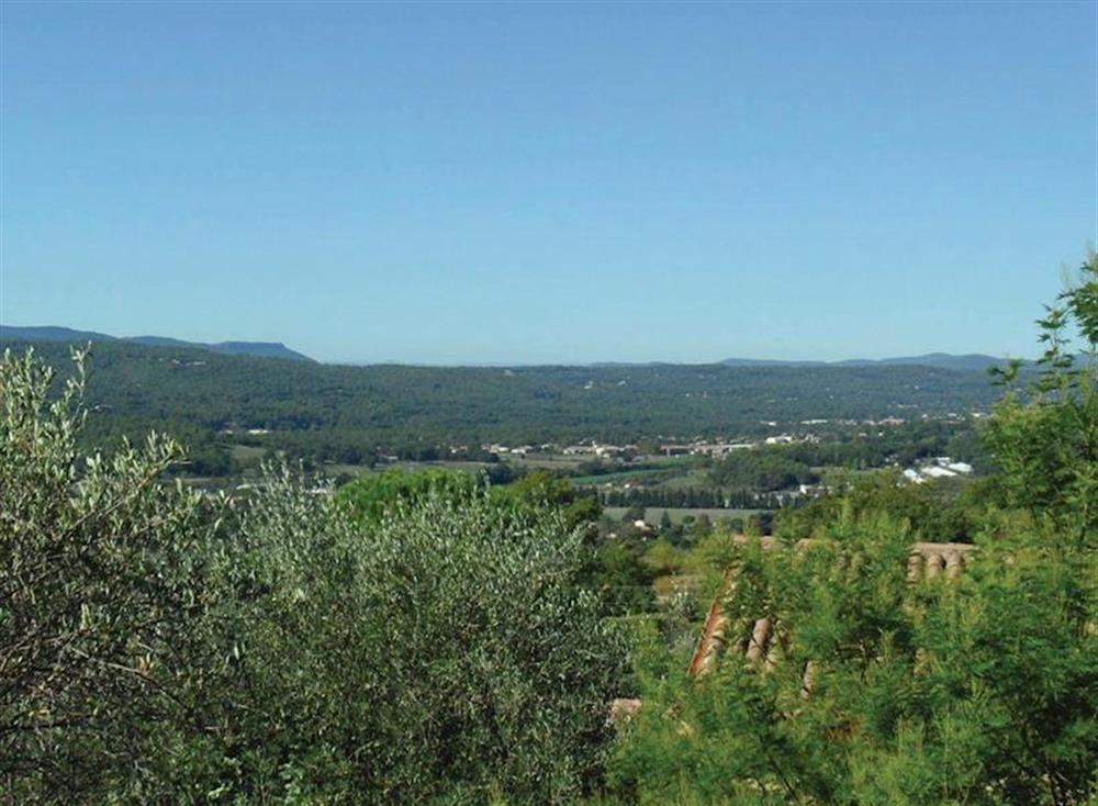 View (photo 2) at Vue du Paysage in Montauroux, Côte-d’Azur, France