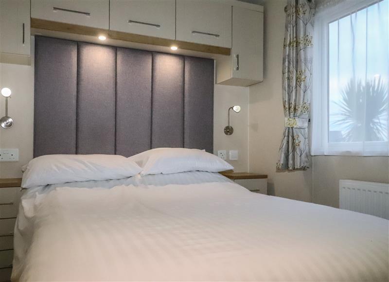 A bedroom in W16 (photo 2) at W16, Nefyn