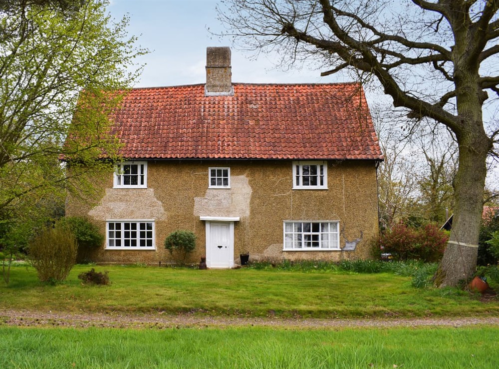 Exterior at Wade Hall in North Cove, Suffolk