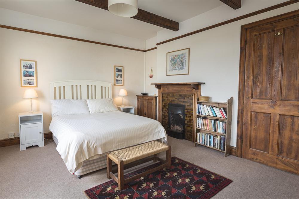 Master bedroom with estuary views (photo 2) at Waders in Bonaventure Road, Salcombe