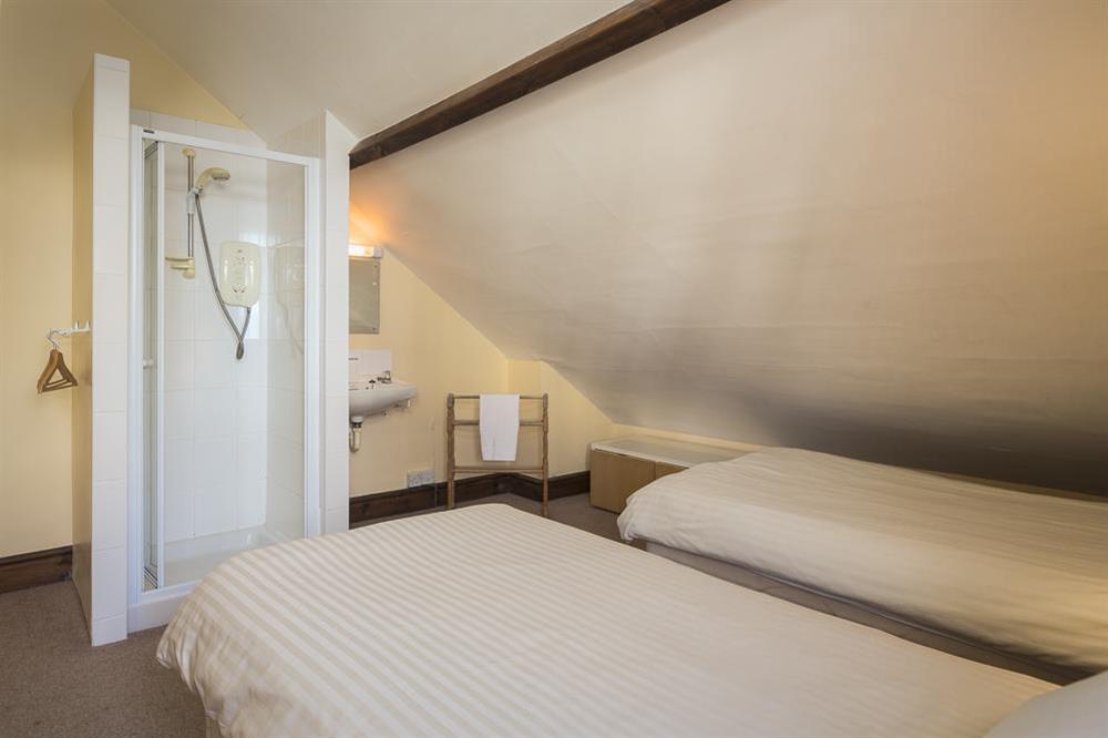 Twin bedroom with 3' beds (photo 2) at Waders in Bonaventure Road, Salcombe
