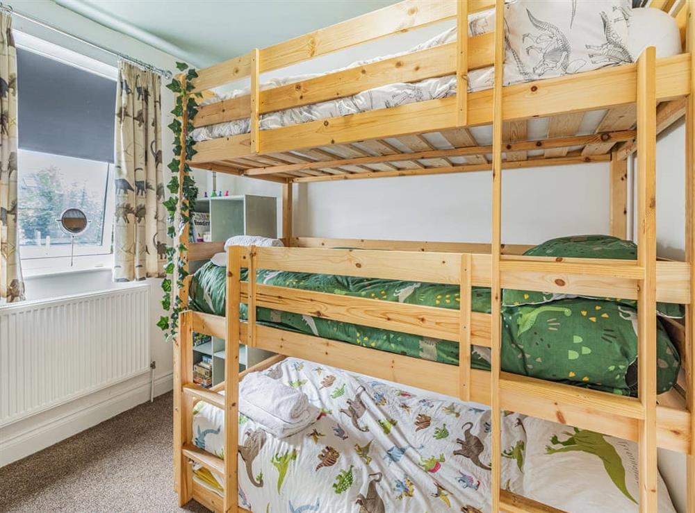 Bunk bedroom at Waldeck Cottage in Lincoln, Lincolnshire