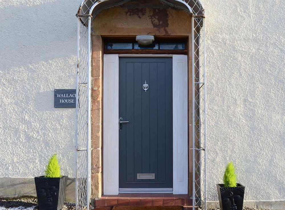 Lovely holiday cottage at Wallace House in Dornoch, near Tain, Sutherland
