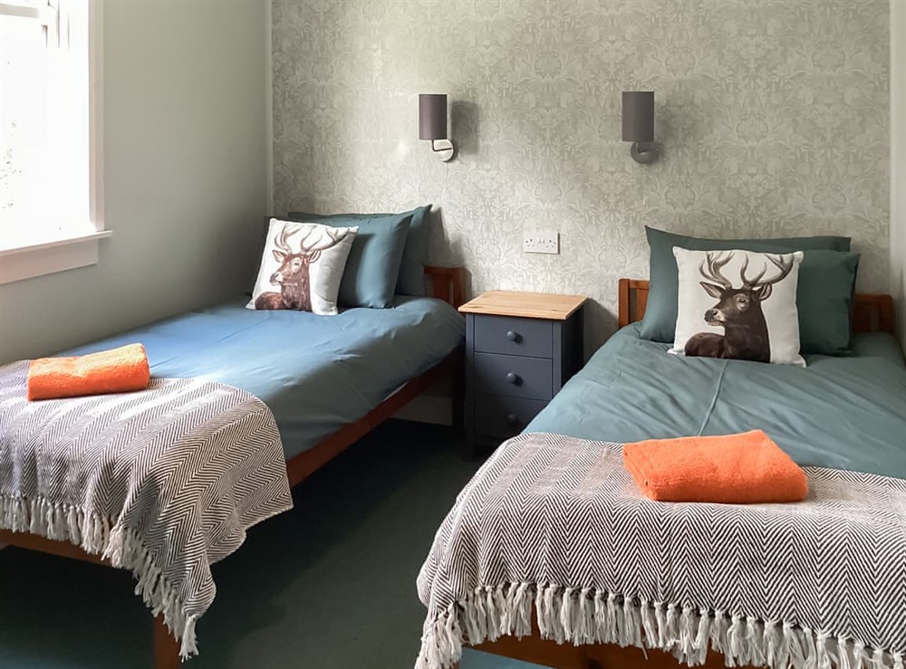 Twin bedroom