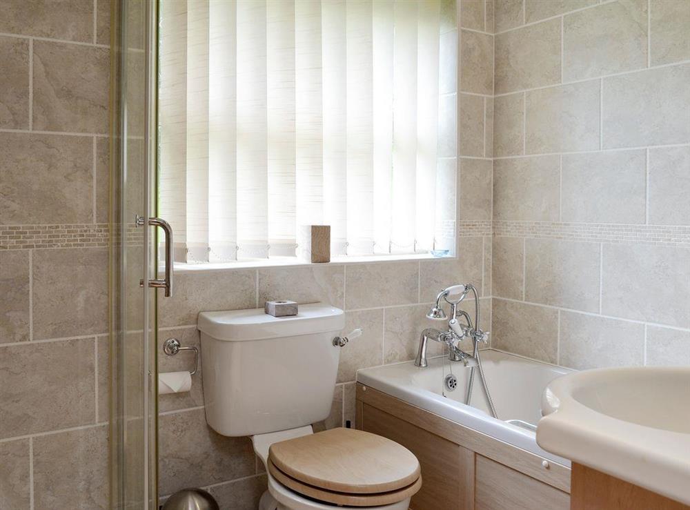 Family bathroom at Walled Garden Lodge in Camerton, near Hull, North Humberside