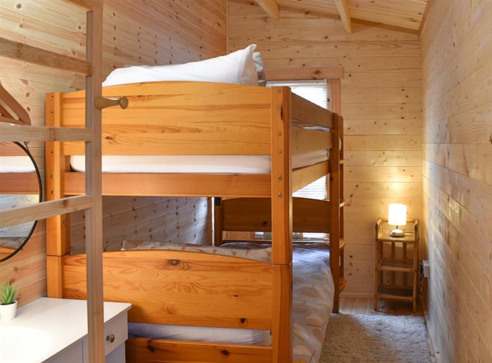 Bunk bedroom at Wallsworth Lodge in Twigworth, near the Cotswolds, Gloucestershire