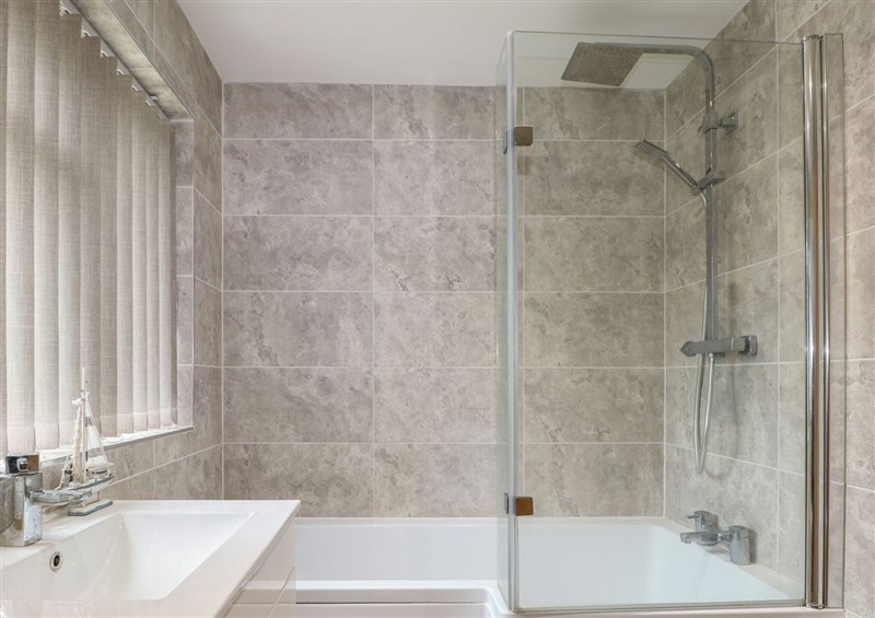 The bathroom (photo 2) at Walmer Court Farmhouse, Walmer