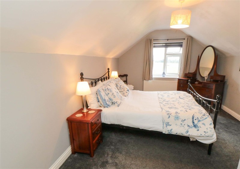 A bedroom in Walnut Cottage at Walnut Cottage, Helmsley