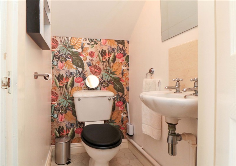 The bathroom (photo 3) at Walnut Cottage, Helmsley