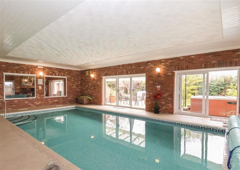 Spend some time in the pool at Walnut House, Oulton Broad near Lowestoft