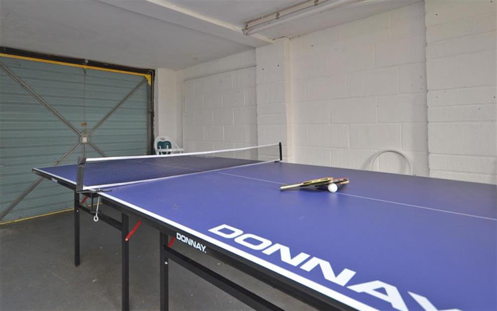 Garage with table tennis table at Walnut Tree Cottage in Tiptoe