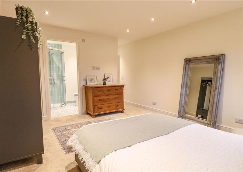 One of the 3 bedrooms (photo 2) at Walnut View, Abbots Bromley
