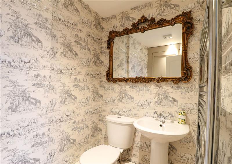The bathroom at Walnut View, Abbots Bromley
