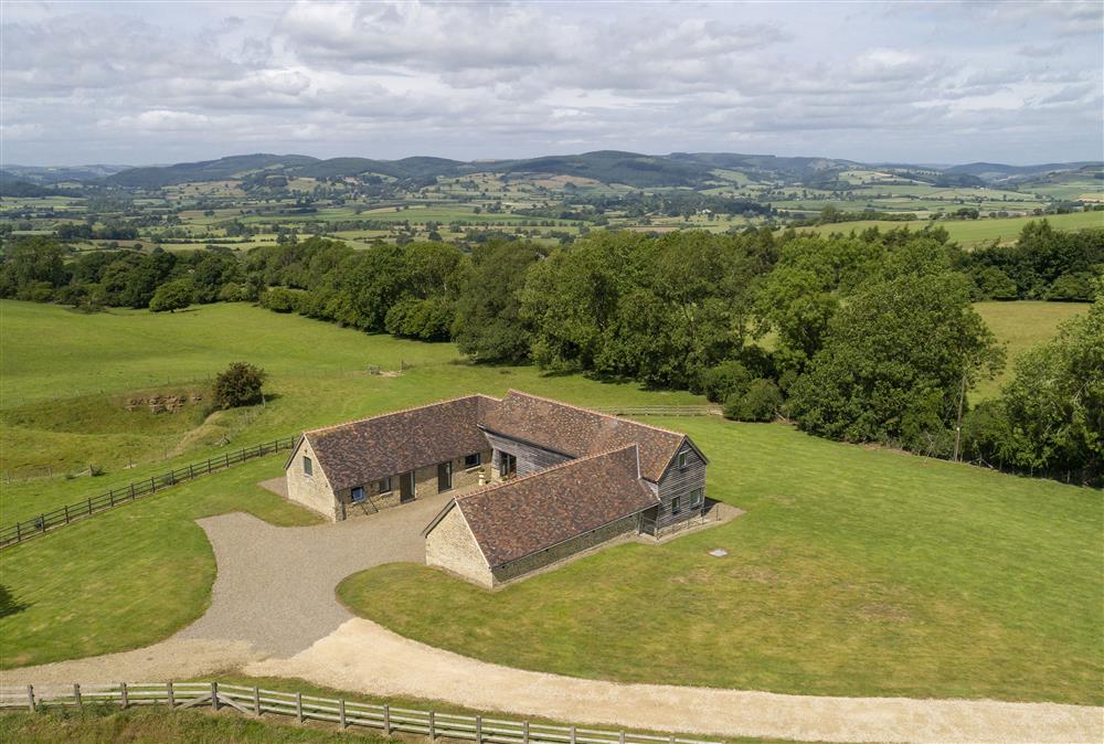 Wassell Barn occupies a stunning rural position overlooking rolling countryside