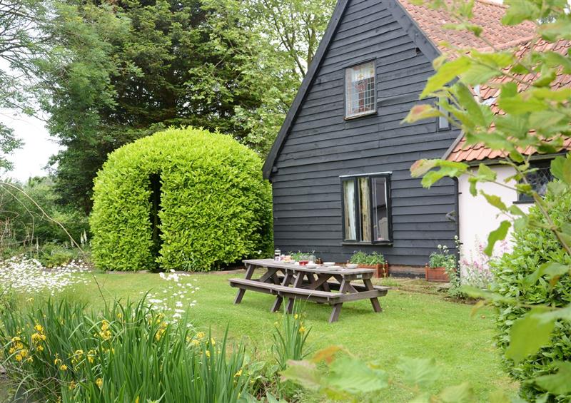 The setting at Wassicks Cottage, Haughley, Haughley