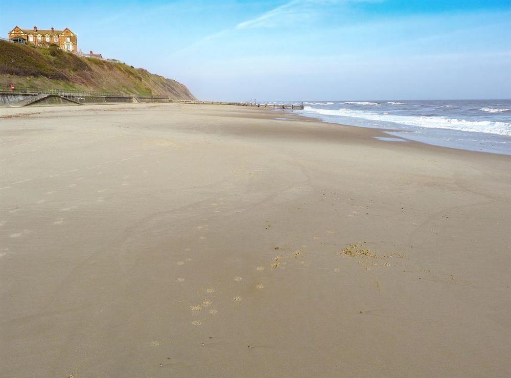 Amazing Dog Friendly Beach at Mundesley at Watchkeepers Cottage in Mundesley, Norfolk