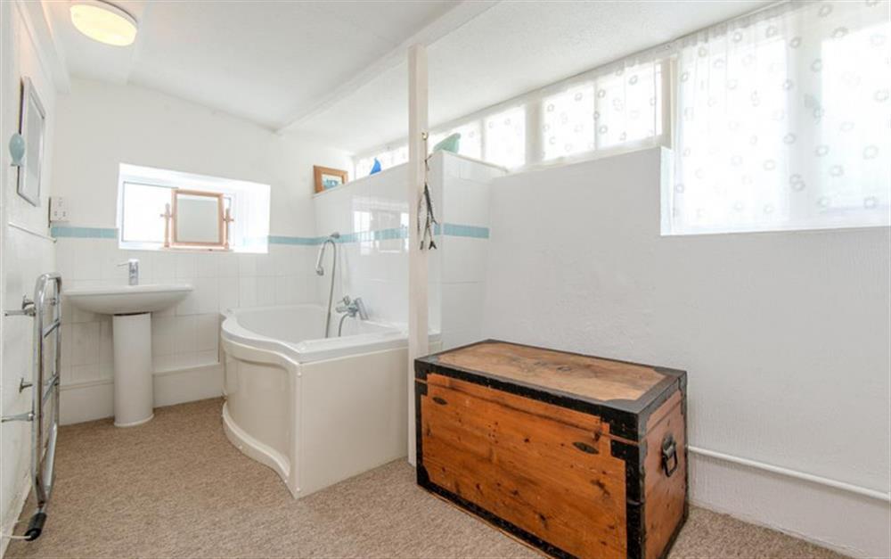 Family bathroom at Water Cottage in Lyme Regis