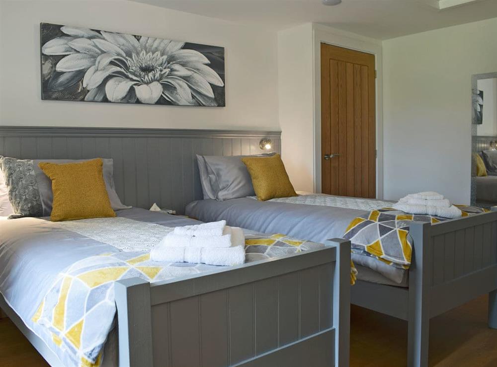 Charming twin bedroom at Waterloo Farm House in Waterloo, near Dunkeld, Perthshire