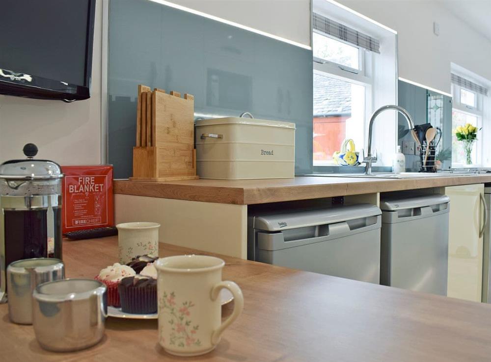 Tastefully modernised kitchen with breakfast area (photo 2) at Waterloo Farm House in Waterloo, near Dunkeld, Perthshire