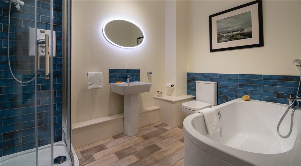 The bathroom at Watermill Apartment in Burnham-overy-staithe, Norfolk