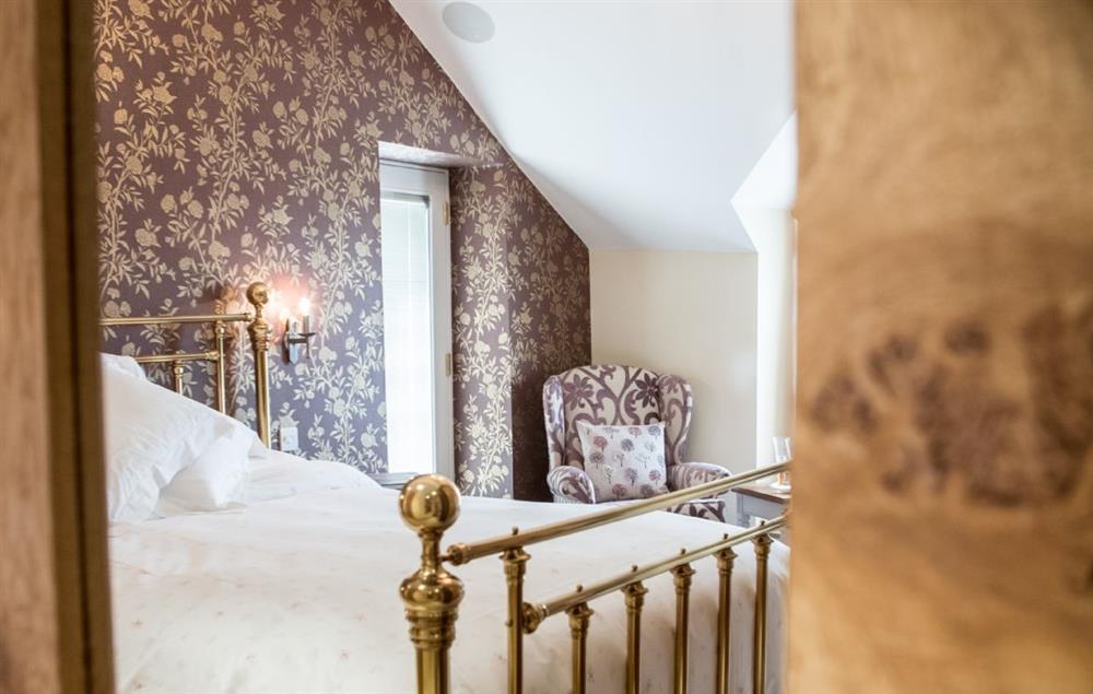 First floor: Boredale has a 5' king size bed with Vispring Elite mattress and en-suite natural black stone shower room with monsoon and raindrop showers, a Lake View balcony and private access to Waternook's Spa and Wellness Sanctuary (photo 2)