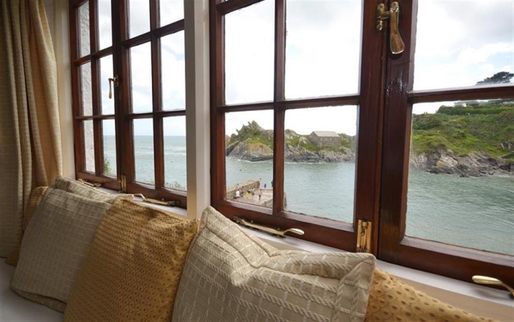 The view out of the sitting room at Waters Edge in Polperro