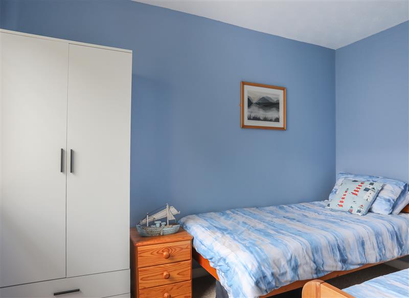 One of the bedrooms (photo 2) at Waters Edge (Ymyl Y Dwr), Y Felinheli