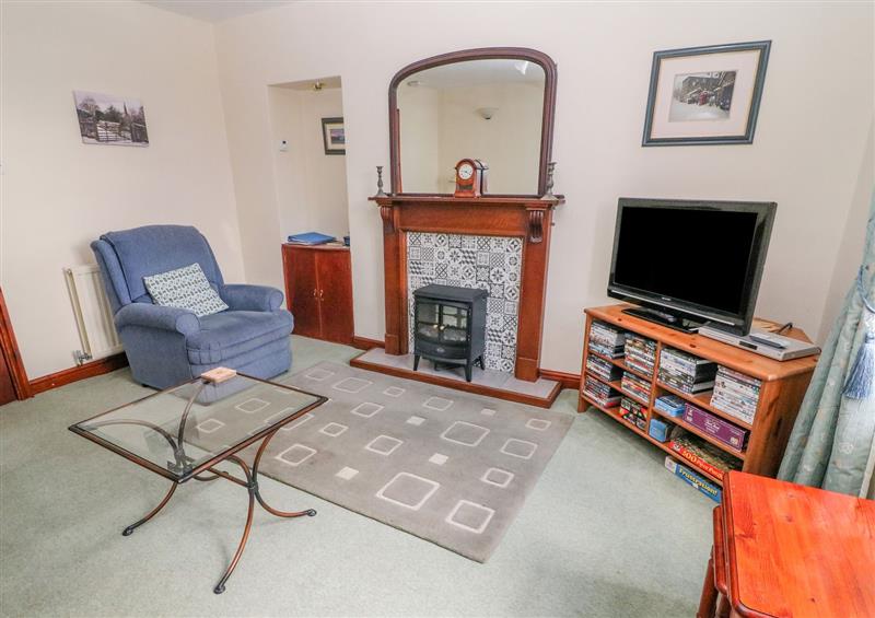 The living area at Watershed Cottage, Three Peaks Country