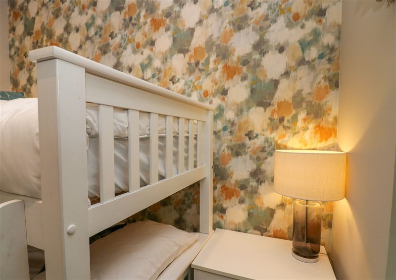 A bedroom in Waterside Lodge (photo 5) at Waterside Lodge, 55A Bowness