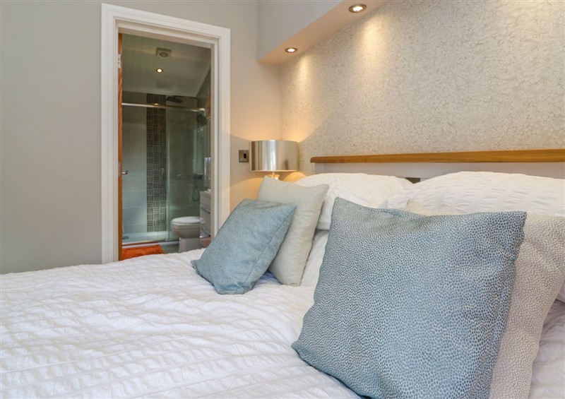 One of the 3 bedrooms (photo 2) at Waterside Lodge, 55A Bowness