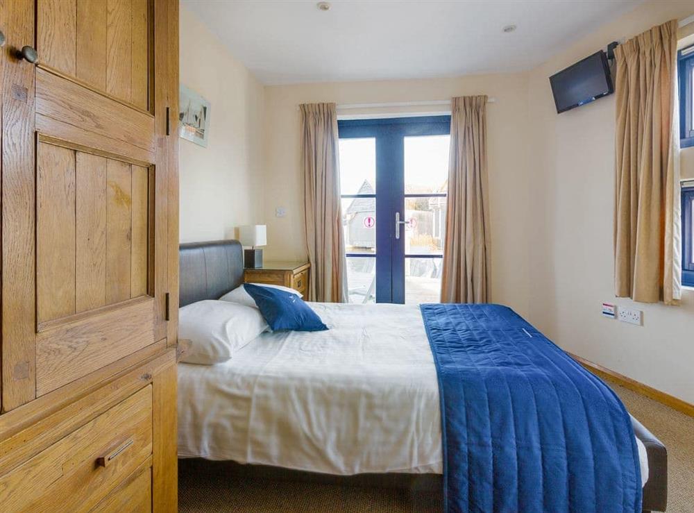 Comfortable double bedroom (photo 2) at Waterside in Wroxham, Norwich., Norfolk