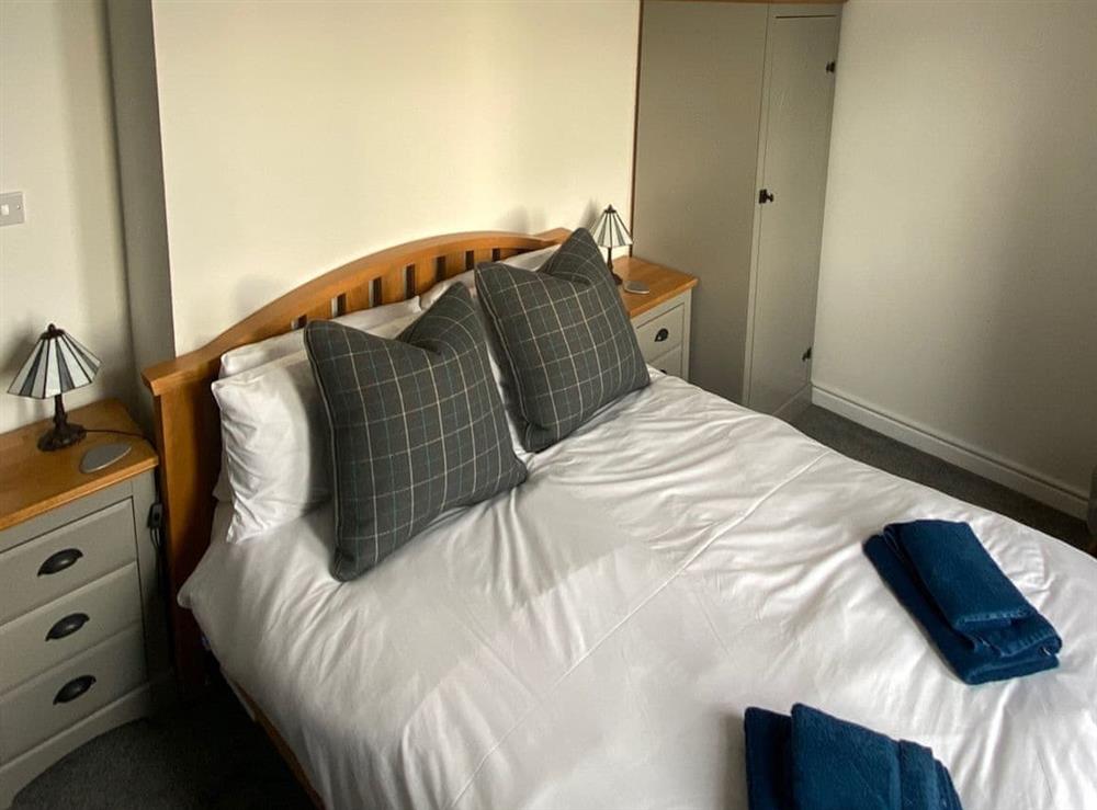 Double bedroom (photo 2) at Waterwynch in Criccieth, Gwynedd