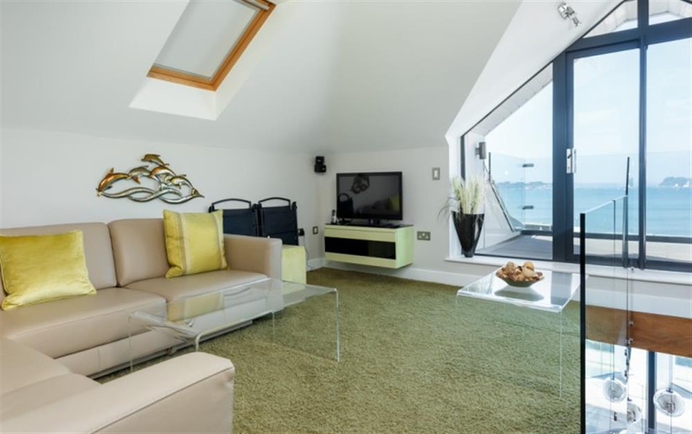 The living area at Waves in Sandbanks