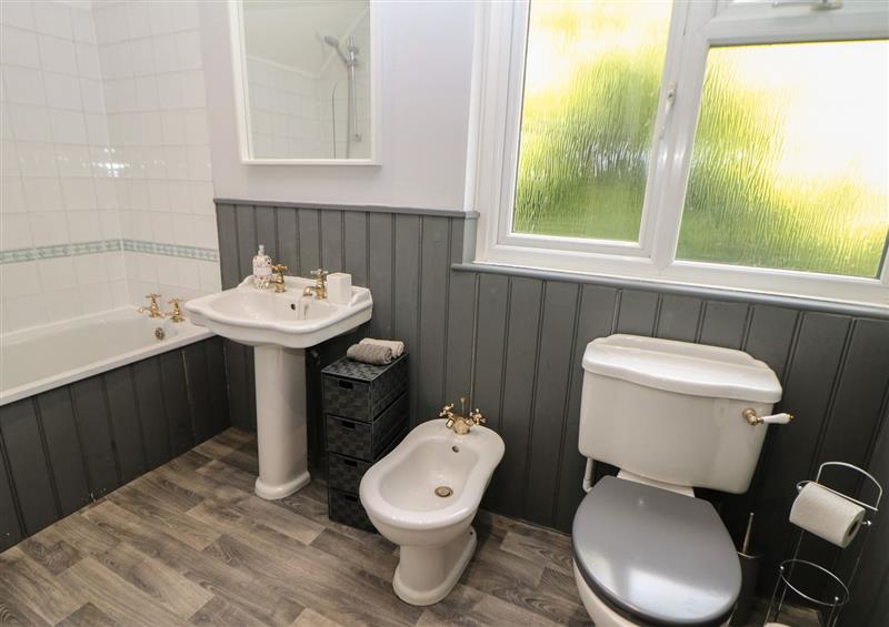Bathroom at Wayland House, Bakewell