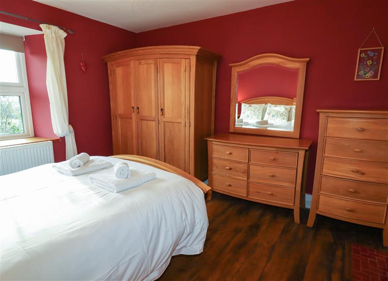 One of the 5 bedrooms (photo 2) at Wayside House, Aston On Clun