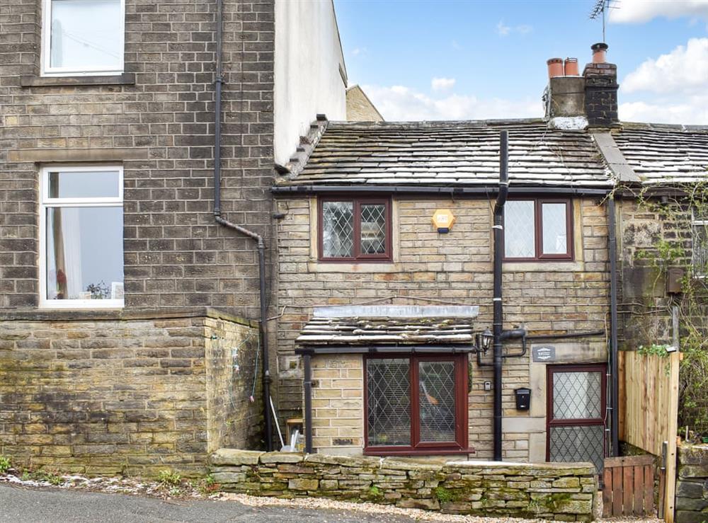 Exterior (photo 2) at Weavers Cottage in Holmfirth, West Yorkshire