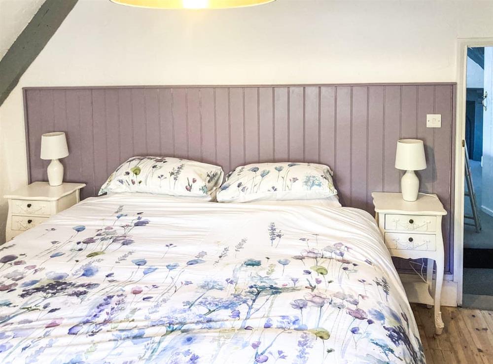 Double bedroom (photo 3) at Weavers Cottage in Torquay, Devon