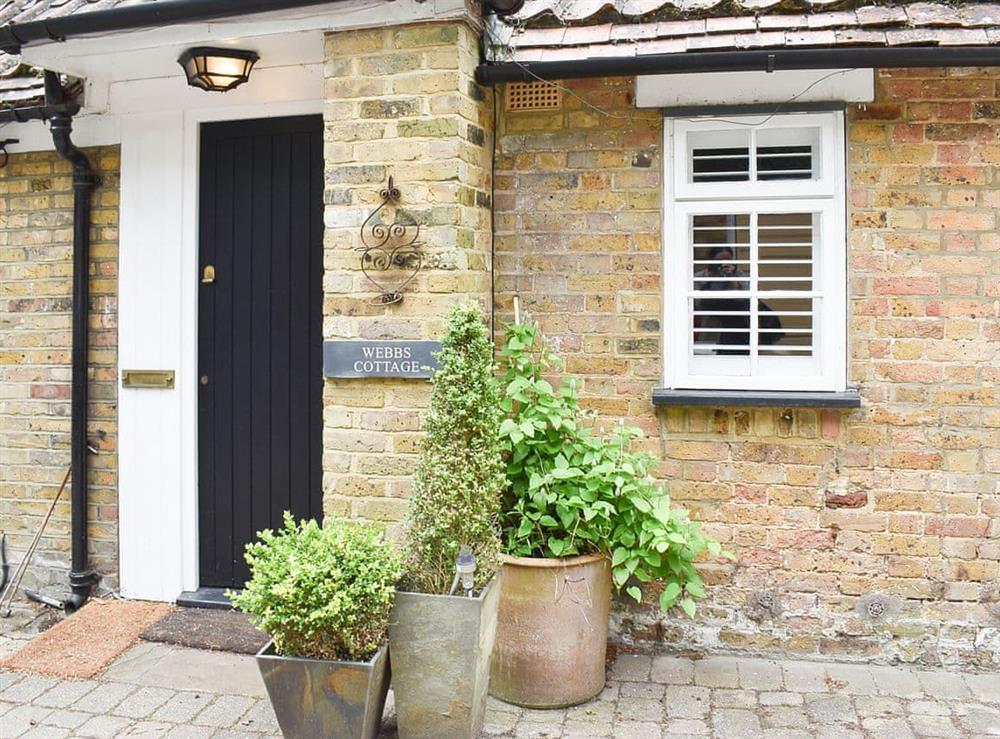 bs Cottage in Bromley, Kent sleeps 2