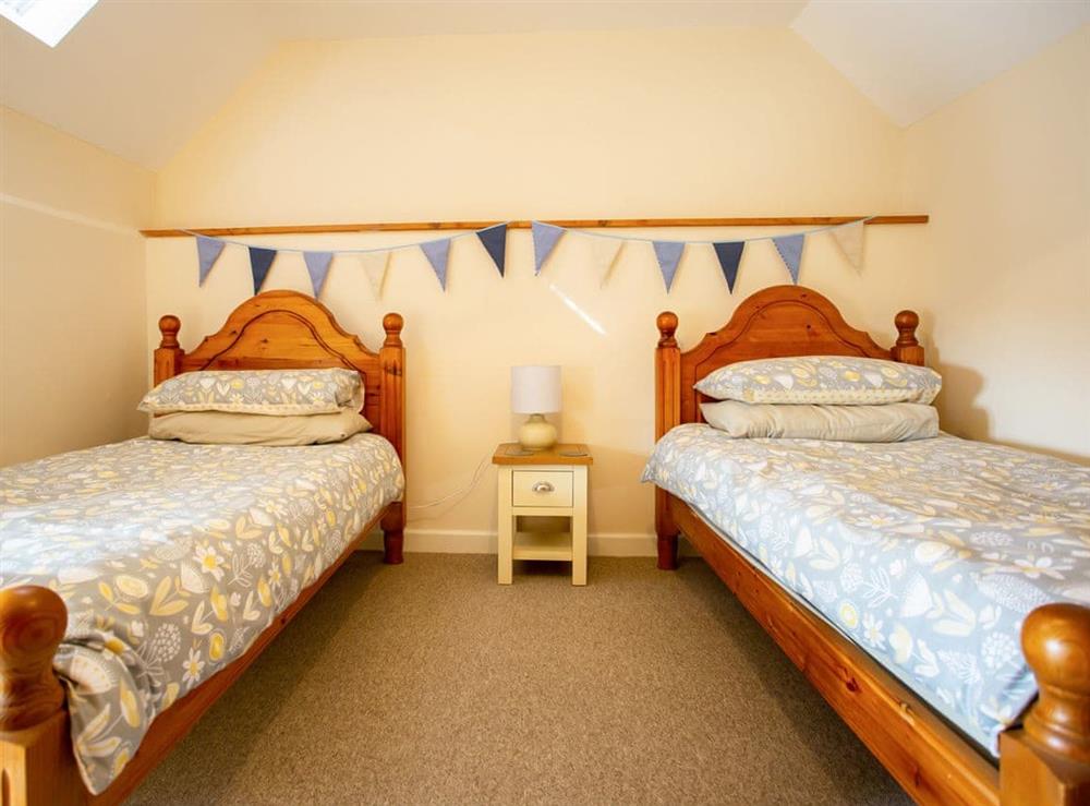 Twin bedroom at Wedlands- Wedlands Cottage in Torrington, Devon