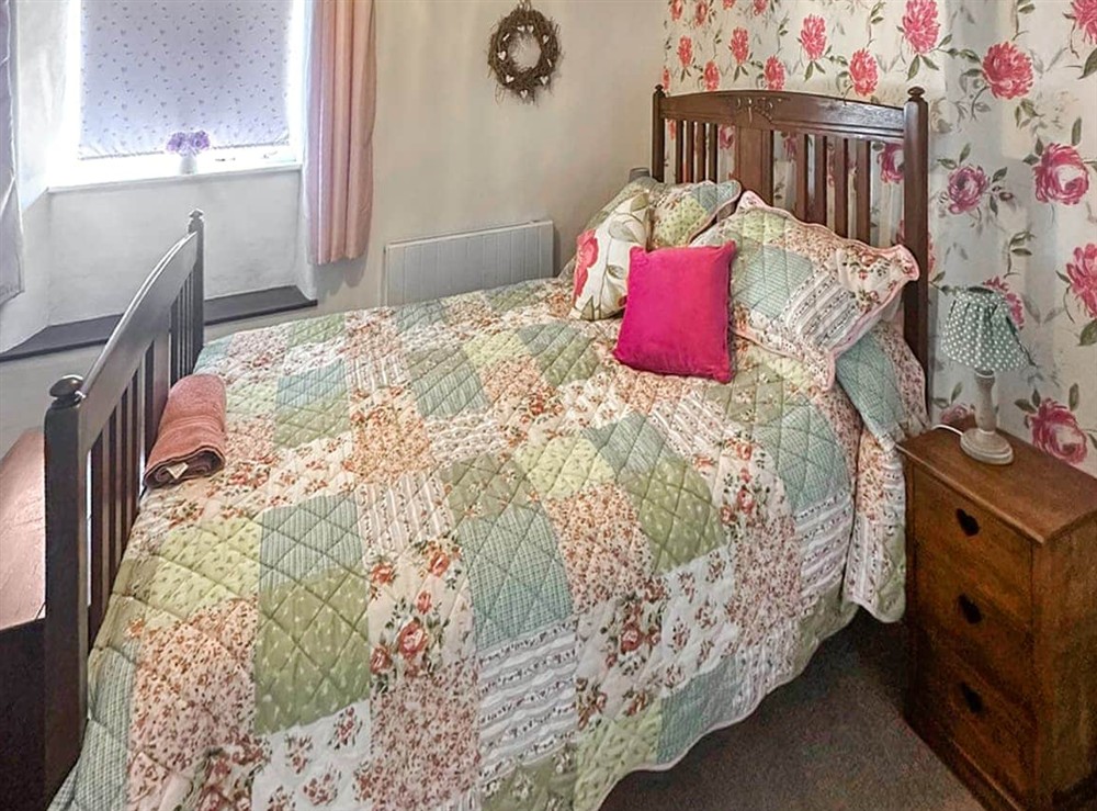 Double bedroom at Wee Cottage in Paignton, Devon