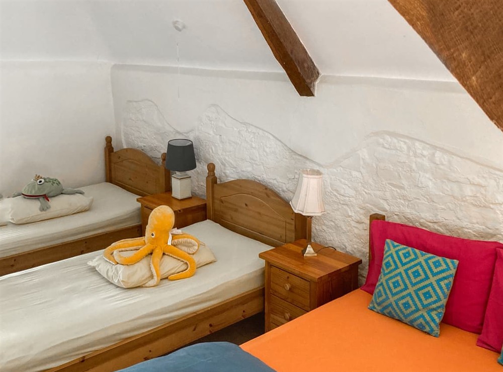 Triple bedroom (photo 2) at Weirmarsh Big Barn in Umberleigh, Devon