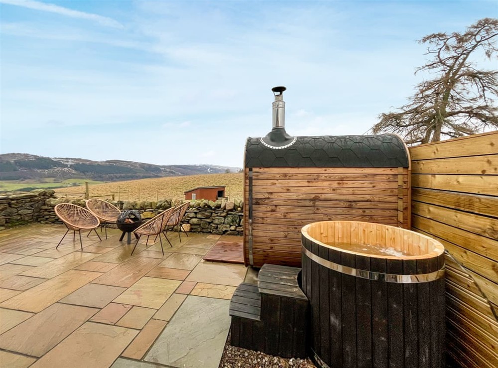 Hot tub at Wellness Cottage in Pitlochry, Perthshire