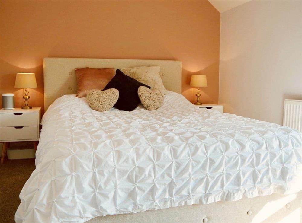 Relaxing double bedroom at Wells Cottage in Hook Norton, near Chipping Norton, Oxfordshire